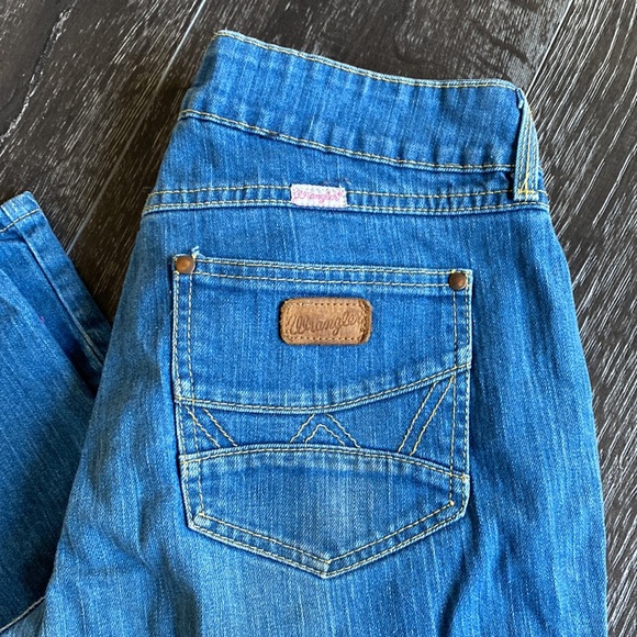 Wrangler Jeans - Picture 2 of 7